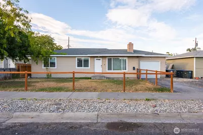 131 S Gibby Road, Moses Lake, WA 98837 - Photo 1