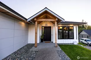 24026 Dolphin Ln, Mount Vernon, WA 98274 - Photo 3