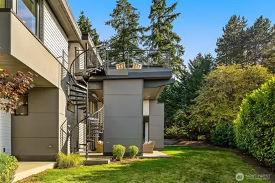 2659 90th Ave NE, Clyde Hill, WA 98004 - Photo 35