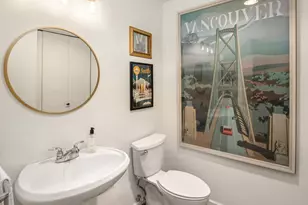 11239 Greenwood Ave N, Seattle, WA 98133 - Photo 23