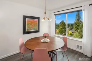 11239 Greenwood Ave N, Seattle, WA 98133 - Photo 15