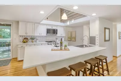 15301 SE 48th Drive, Bellevue, WA 98006 - Photo 5