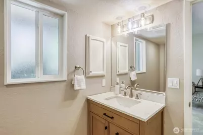 15301 SE 48th Drive, Bellevue, WA 98006 - Photo 21