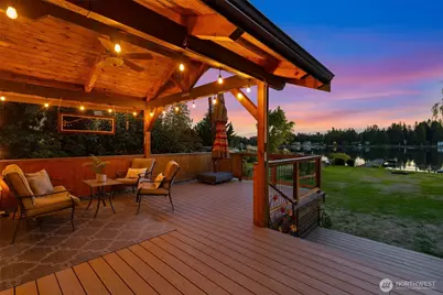 30979 E Lake Morton Drive SE, Kent, WA 98042 - Photo 11