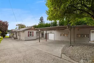 30979 E Lake Morton Dr SE, Kent, WA 98042 - Photo 31