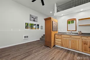 30979 E Lake Morton Dr SE, Kent, WA 98042 - Photo 35