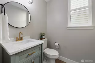 581 Mountain View Ln NW, Issaquah, WA 98027 - Photo 15