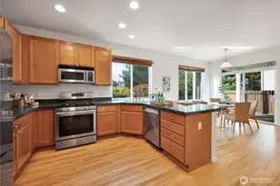 5125 NE 5th St, Renton, WA 98059 - Photo 7