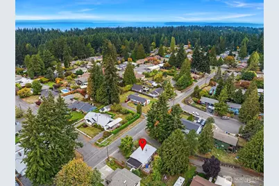 20807 80th Avenue W, Edmonds, WA 98026 - Photo 17