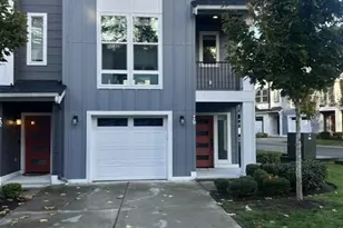 13717 Admiralty Way, Lynnwood, WA 98087 - Photo 1