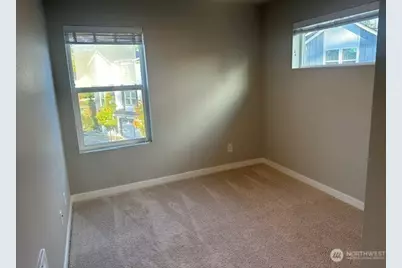 13717 Admiralty Way #H7, Lynnwood, WA 98087 - Photo 15