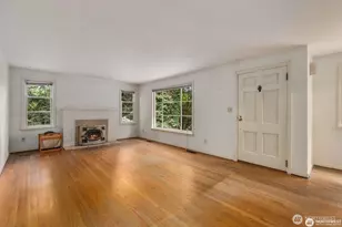 9525 7th Ave NW, Seattle, WA 98117 - Photo 7
