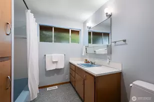 9612 55th Ave S, Seattle, WA 98118 - Photo 23
