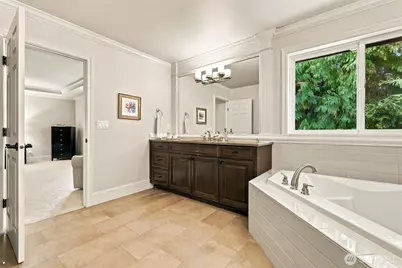 1453 244th Place SE, Sammamish, WA 98075 - Photo 27