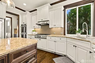 1453 244th Place SE, Sammamish, WA 98075 - Photo 13