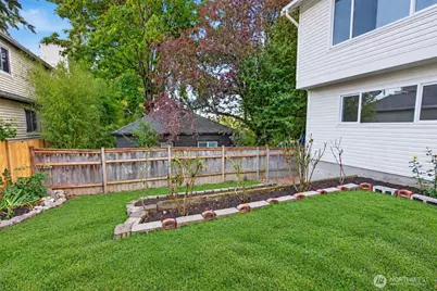10238 Renton Avenue S, Seattle, WA 98178 - Photo 23