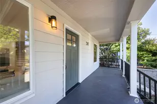 317 NE 58th St, Seattle, WA 98105 - Photo 5