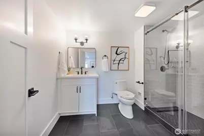 317 NE 58th Street, Seattle, WA 98105 - Photo 27