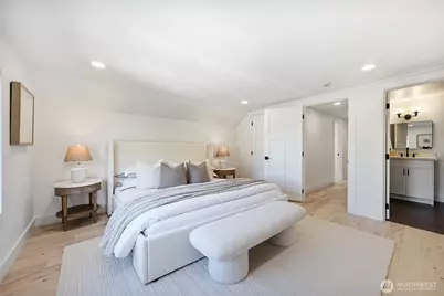 317 NE 58th Street, Seattle, WA 98105 - Photo 25