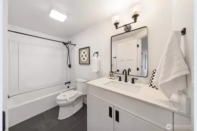 317 NE 58th Street, Seattle, WA 98105 - Photo 23
