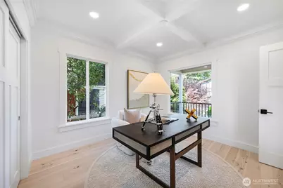 317 NE 58th Street, Seattle, WA 98105 - Photo 13