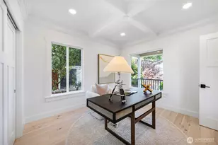 317 NE 58th St, Seattle, WA 98105 - Photo 13