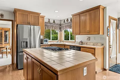 2641 Thornhill Road, Puyallup, WA 98374 - Photo 9