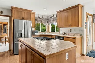2641 Thornhill Rd, Puyallup, WA 98374 - Photo 9