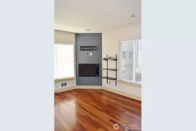 935 N 98th Street #A, Seattle, WA 98103 - Photo 5