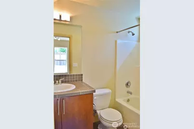 935 N 98th Street #A, Seattle, WA 98103 - Photo 3