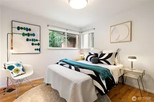 9043 Matthews Ave NE, Seattle, WA 98115 - Photo 21
