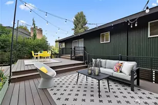 9043 Matthews Ave NE, Seattle, WA 98115 - Photo 33