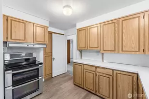 305 N Township St, Sedro Woolley, WA 98284 - Photo 13