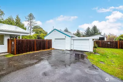 305 N Township Street, Sedro Woolley, WA 98284 - Photo 33