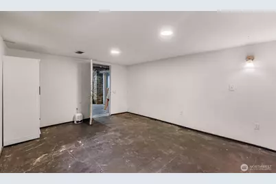 609 Lakeway Drive, Bellingham, WA 98225 - Photo 35
