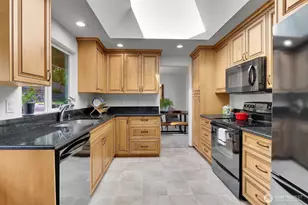 2677 239th St SW, Brier, WA 98036 - Photo 11