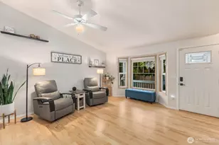 8615 12th St NE, Lake Stevens, WA 98258 - Photo 5