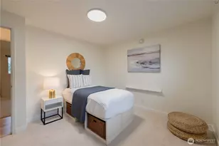 14322 Wallingford Ave N, Seattle, WA 98133 - Photo 21