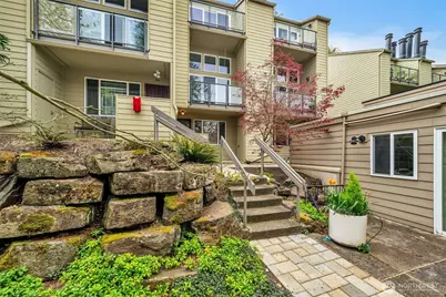 2939 76th Avenue SE #41B, Mercer Island, WA 98040 - Photo 1