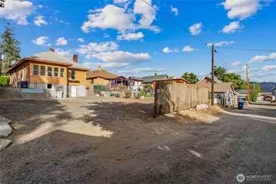 517 Malaga Ave, Wenatchee, WA 98801 - Photo 21