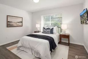 1241 7th Ave NE, Issaquah, WA 98029 - Photo 29