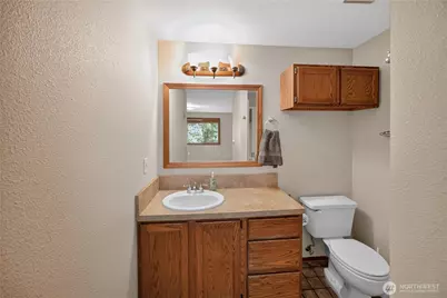 6401 N 51st Street, Tacoma, WA 98407 - Photo 17
