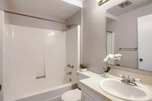 8812 20th Ave NE, Seattle, WA 98115 - Photo 7