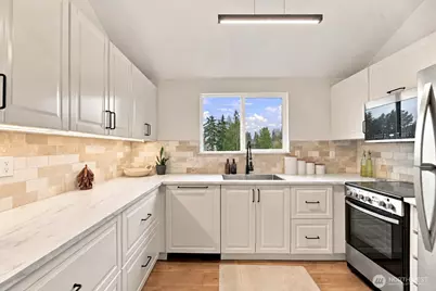820 Cady Rd #E305, Everett, WA 98203 - Photo 3
