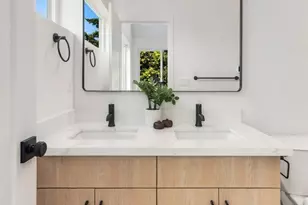 806 B S Rose St, Seattle, WA 98108 - Photo 11