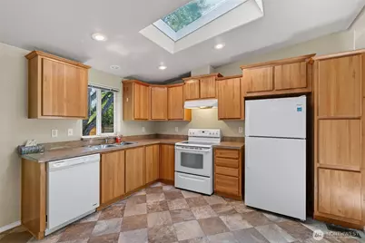 3015 Birchwood Avenue, Bellingham, WA 98225 - Photo 9
