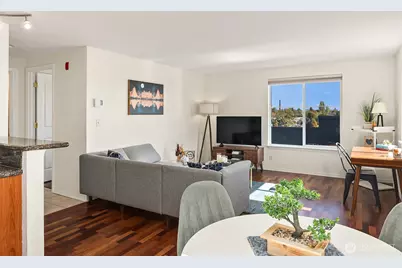 300 10th Avenue #B409, Seattle, WA 98122 - Photo 9