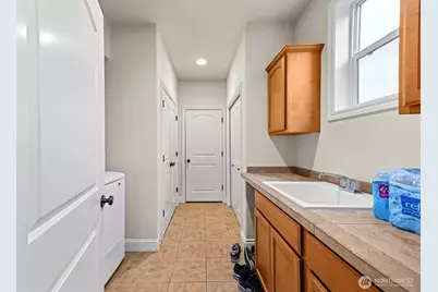 444 Bondgard Avenue E, Enumclaw, WA 98022 - Photo 17