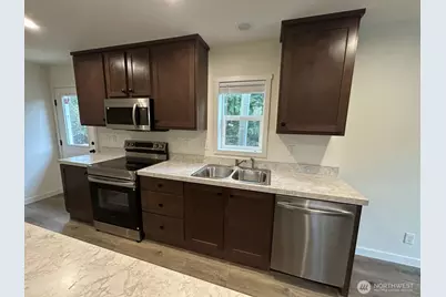 302 W Farrell Street, Aberdeen, WA 98520 - Photo 11