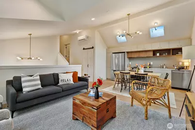 1705 Martin Luther King Jr Way, Seattle, WA 98122 - Photo 3
